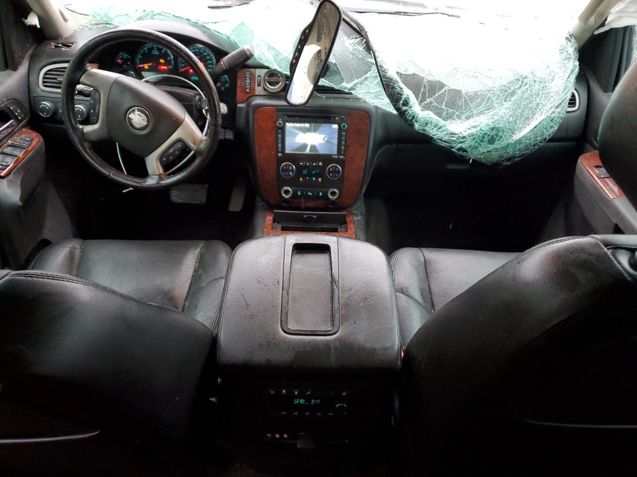 2012 CHEVROLET Suburban