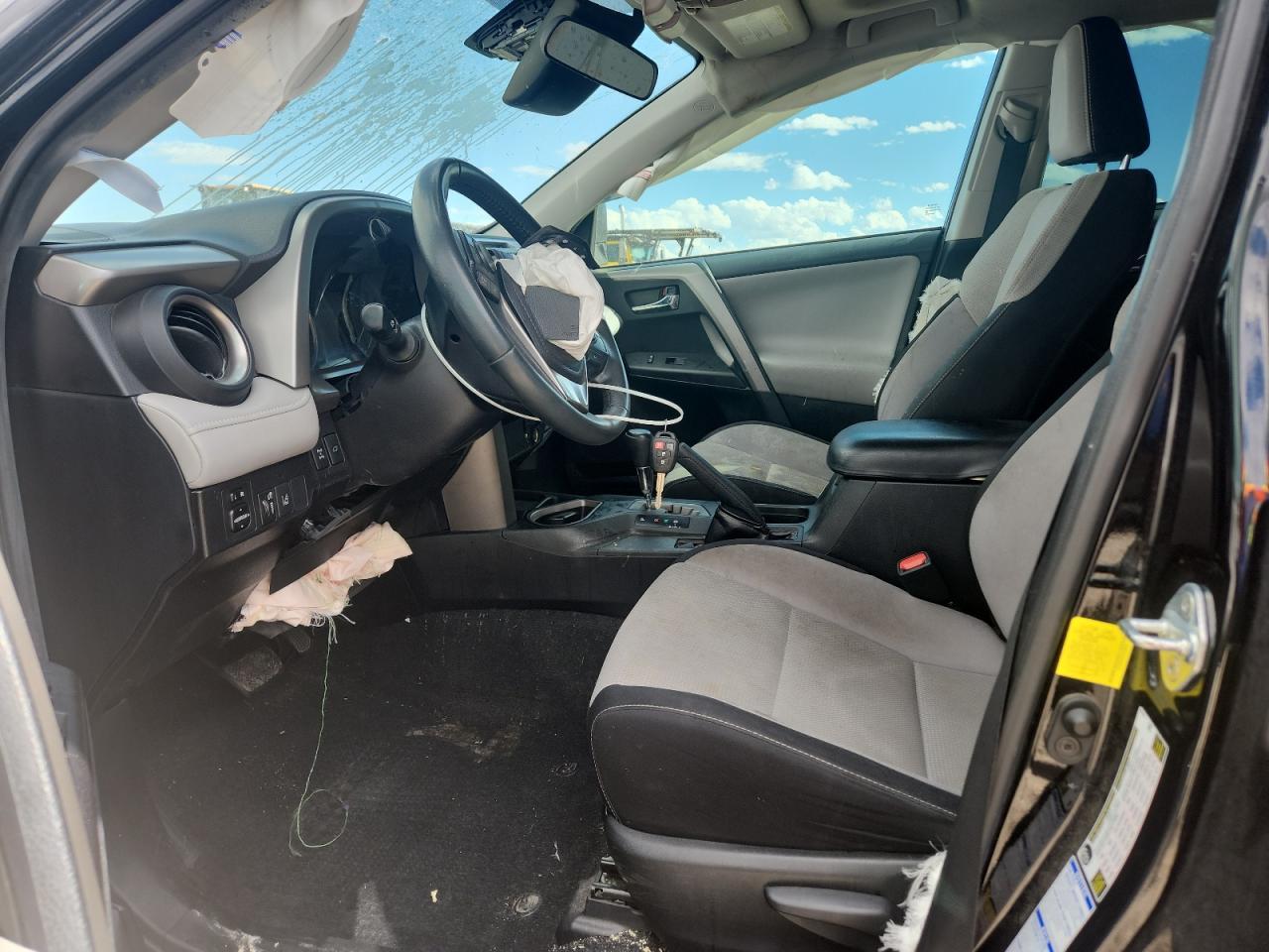 2017 TOYOTA RAV4