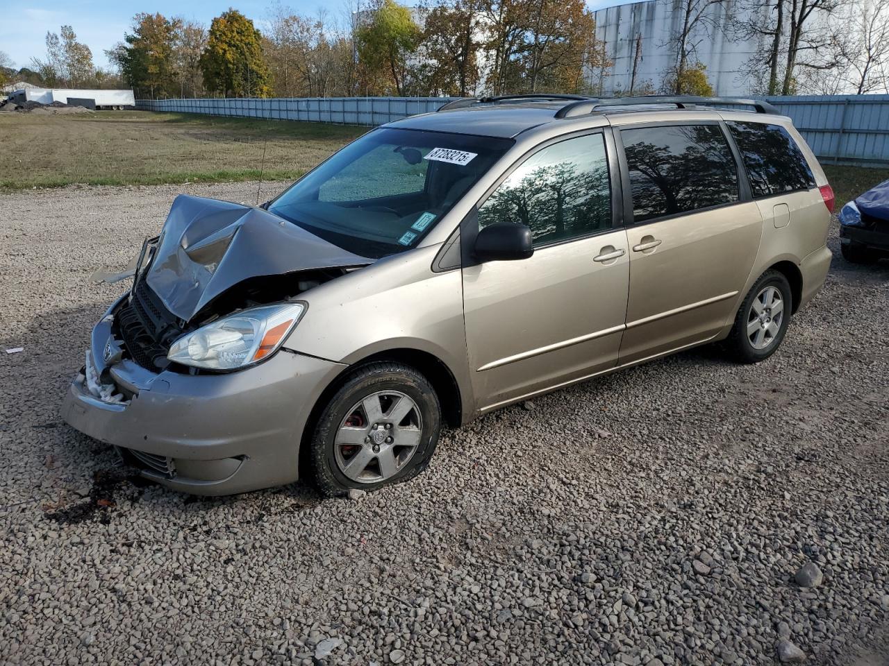 2004 TOYOTA SIENNA