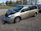 2004 TOYOTA SIENNA