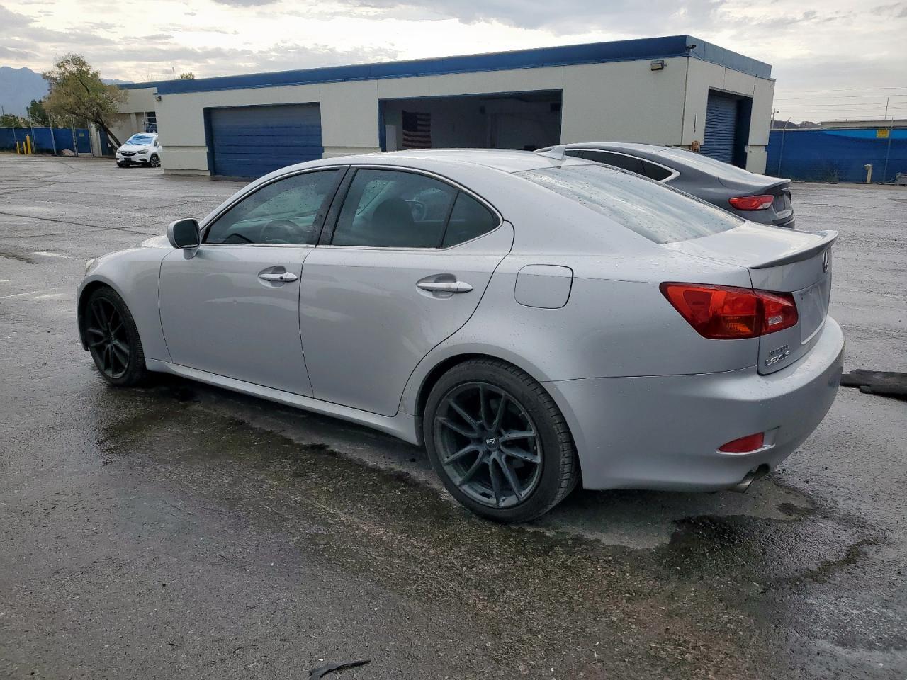 2007 LEXUS Is