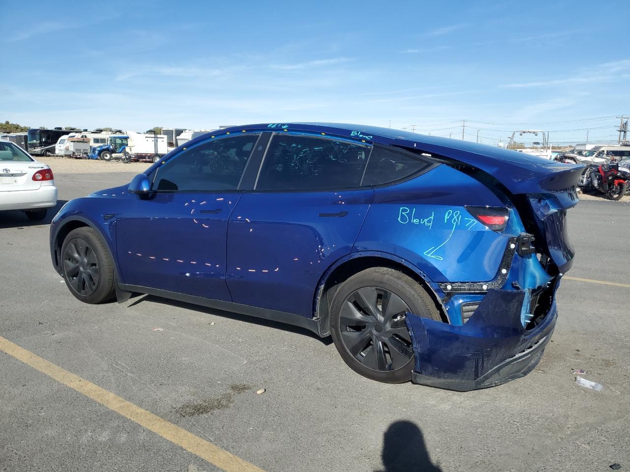 2025 TESLA MODEL Y