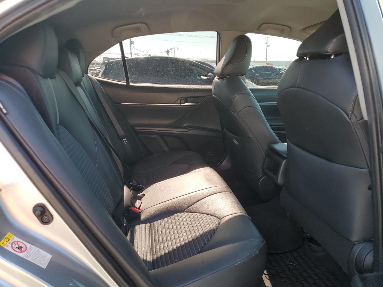 2019 TOYOTA CAMRY
