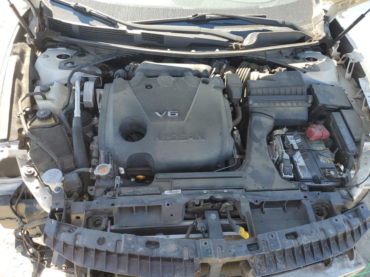 2016 NISSAN Maxima