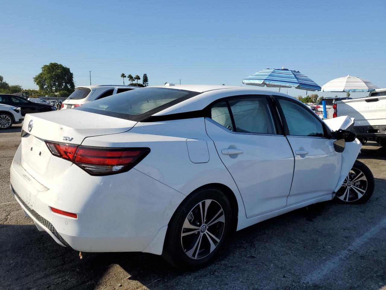 2022 NISSAN SENTRA