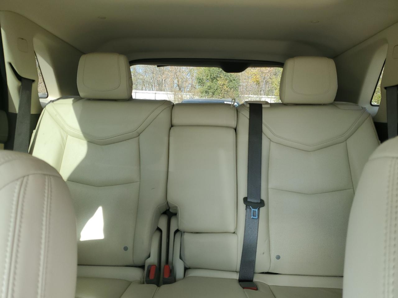 2017 CADILLAC XT5