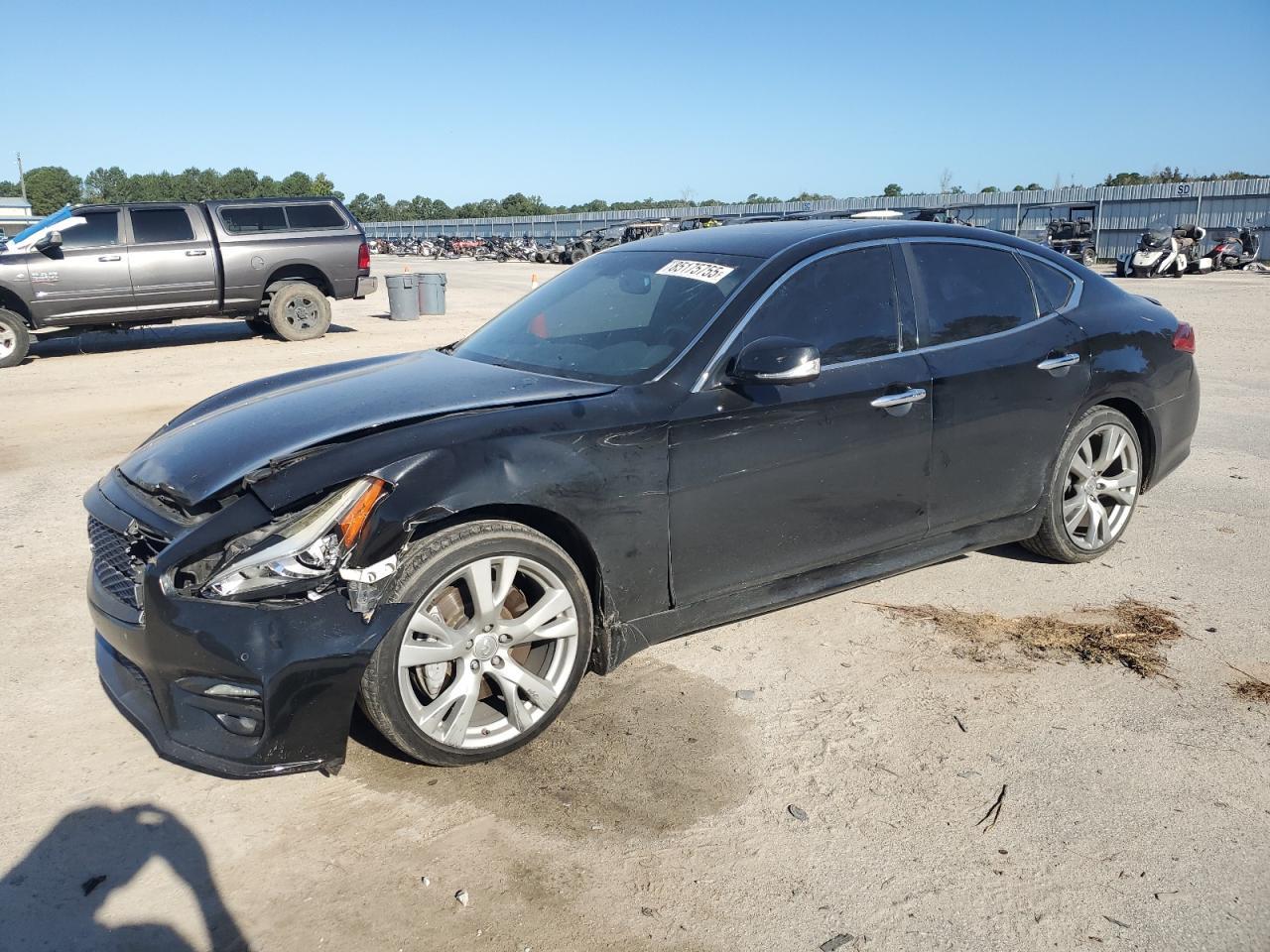 2016 INFINITI Q70
