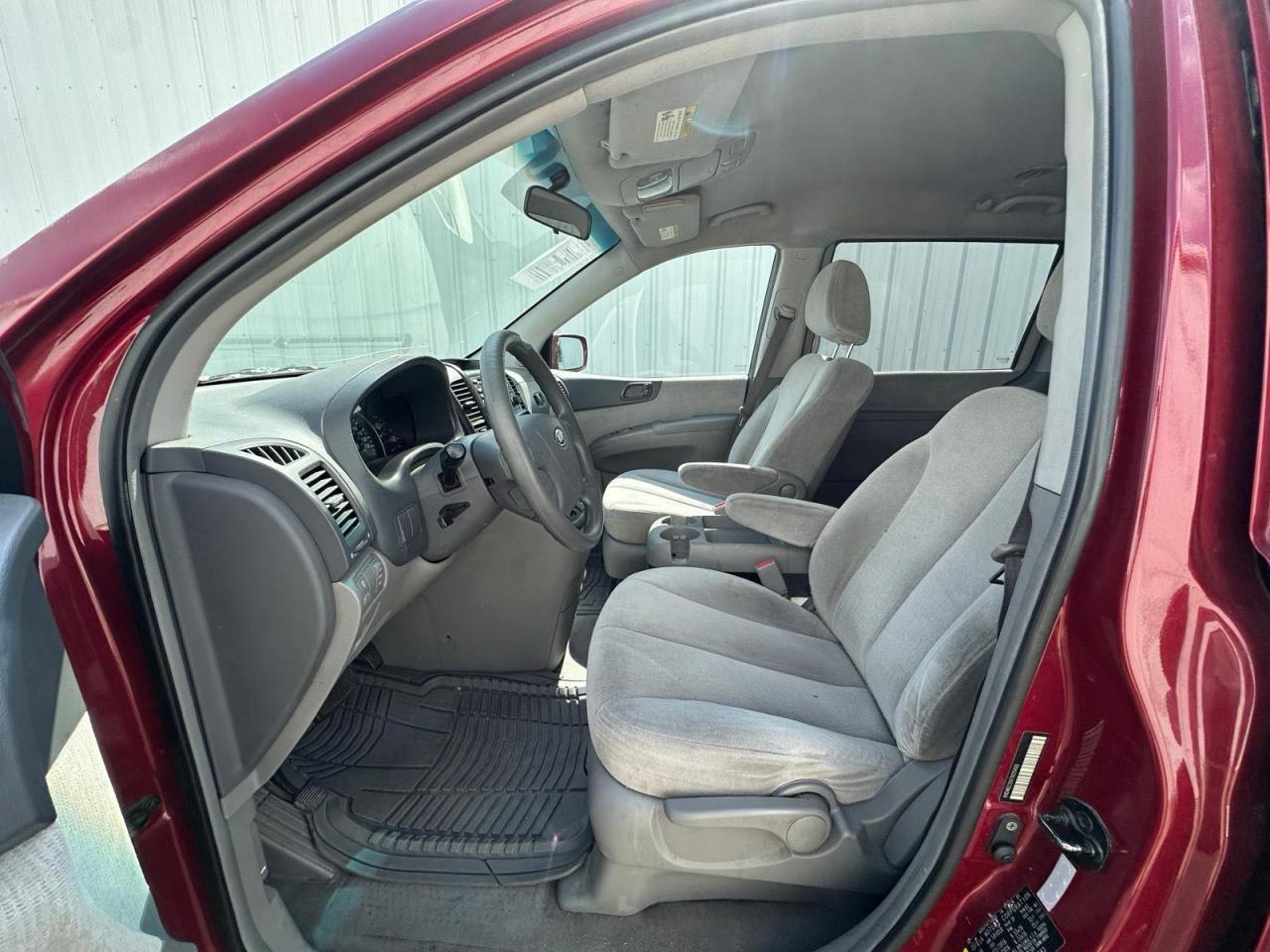 2007 KIA SEDONA