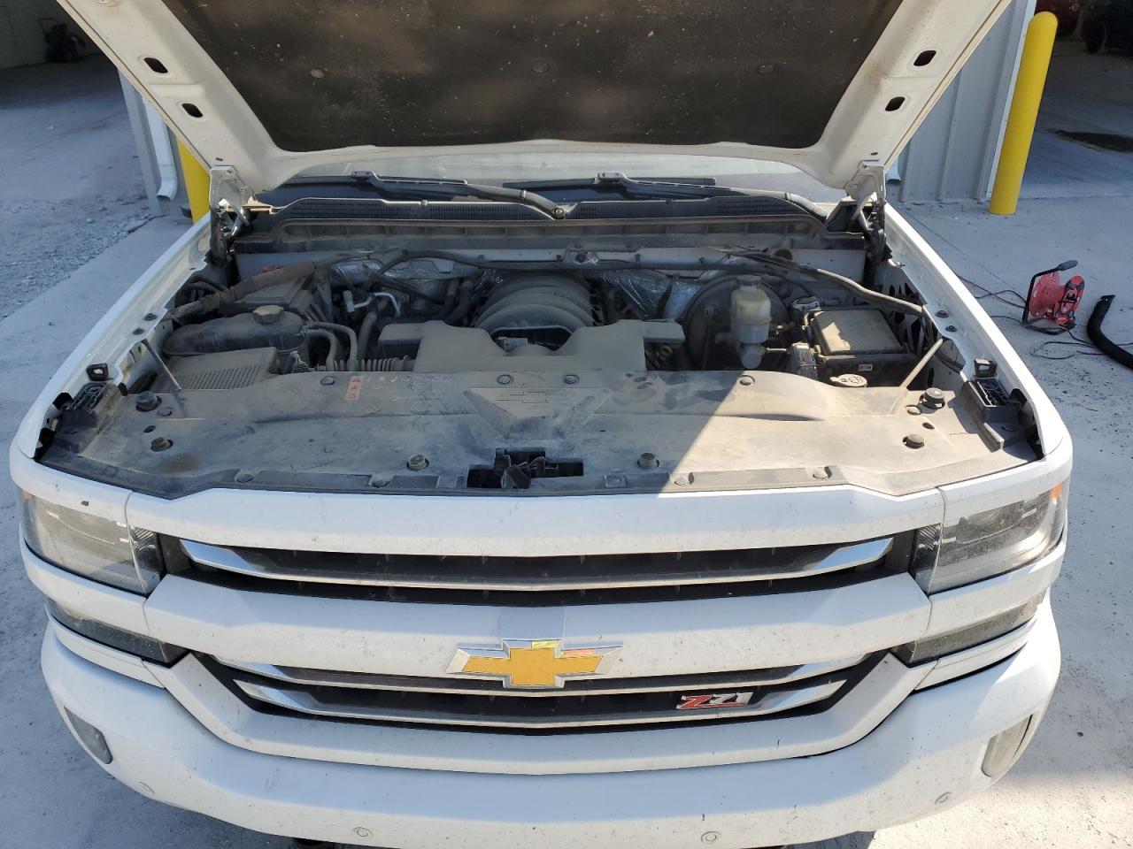 2017 CHEVROLET Silverado