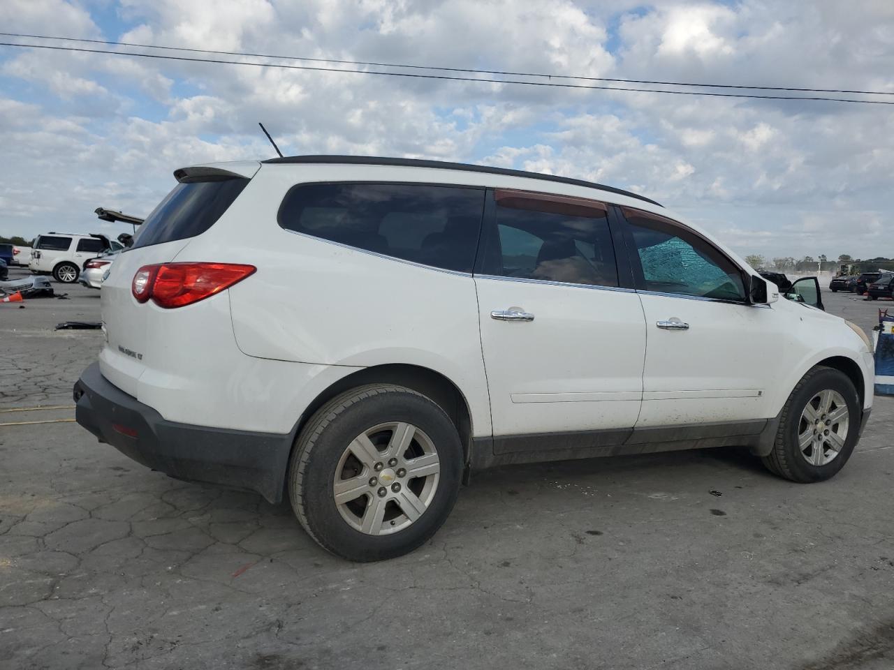 2010 CHEVROLET TRAVERSE