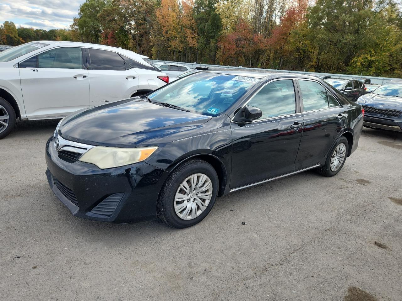 2013 TOYOTA CAMRY
