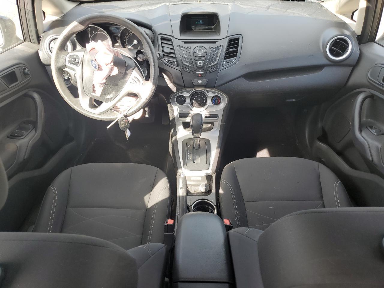 2017 FORD Fiesta