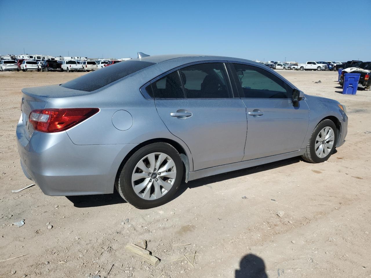 2016 SUBARU Legacy