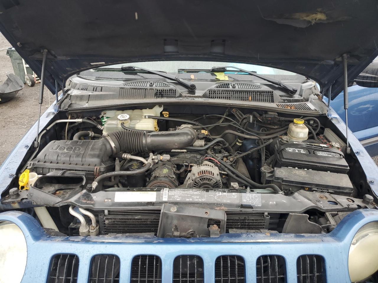 2004 JEEP Liberty