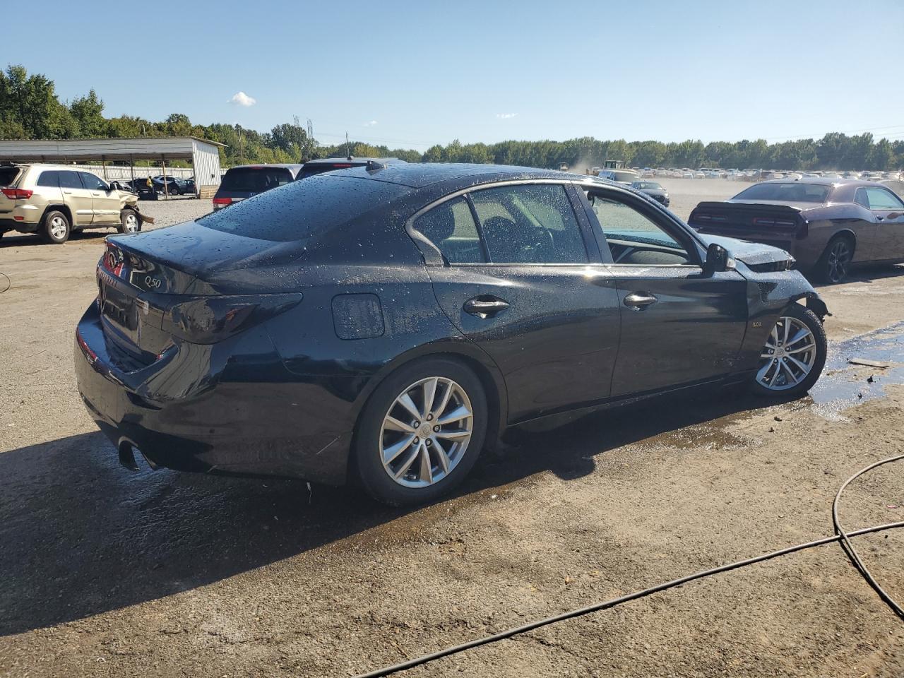 2017 INFINITI Q50