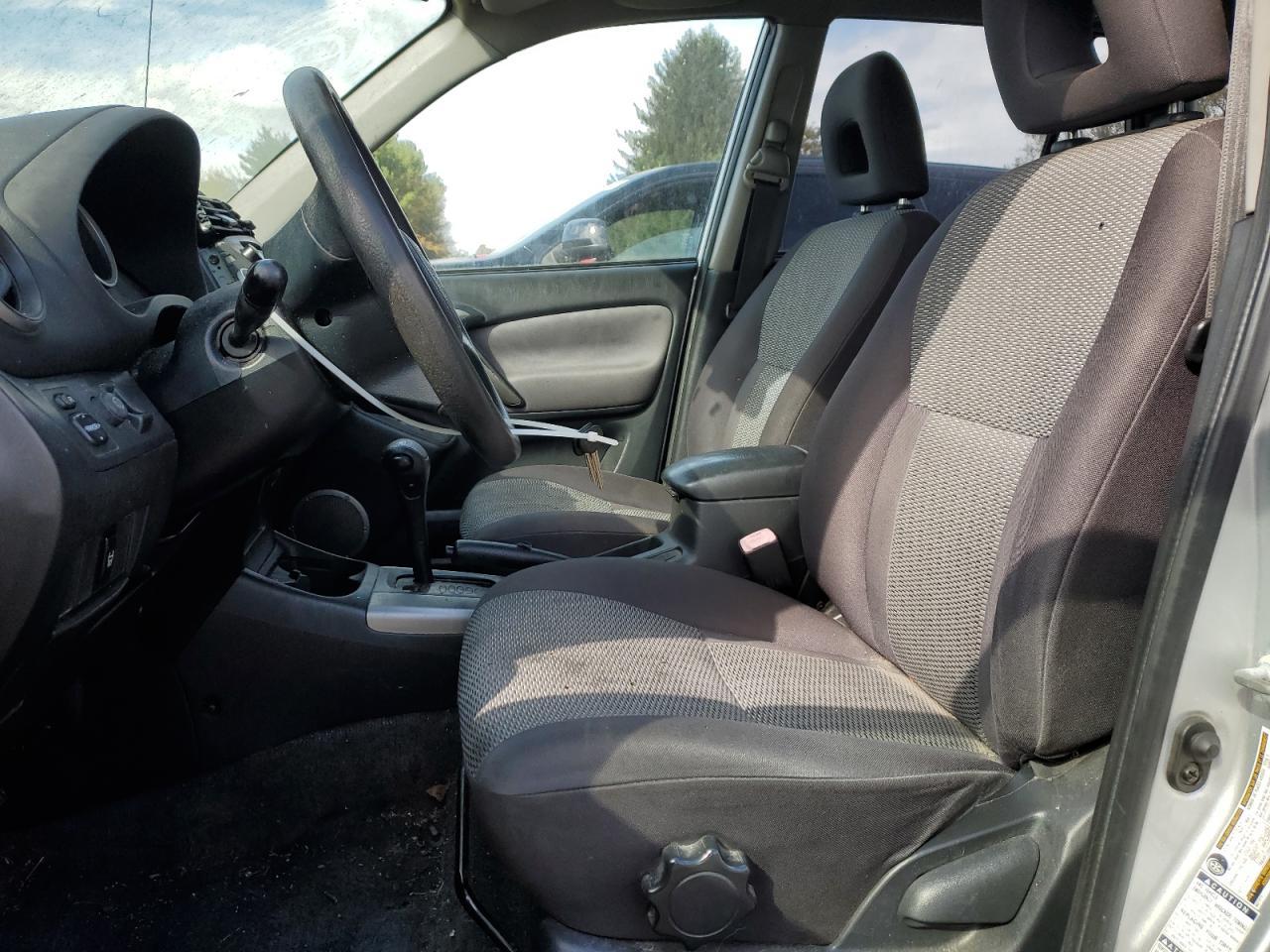 2005 TOYOTA RAV4