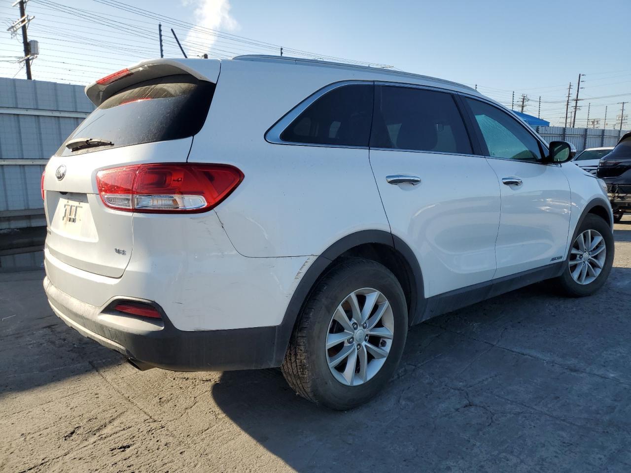 2016 KIA SORENTO