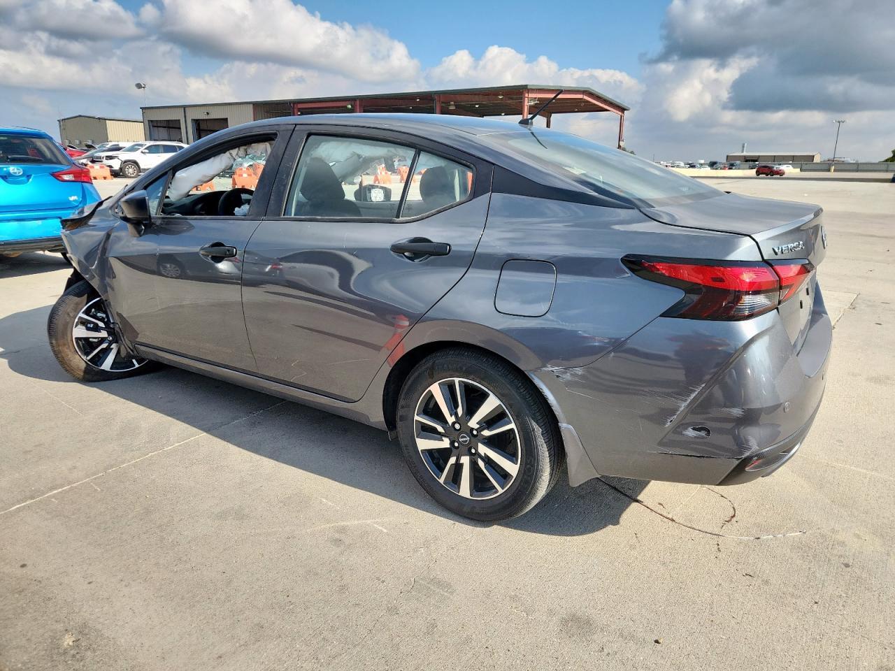 2025 NISSAN VERSA