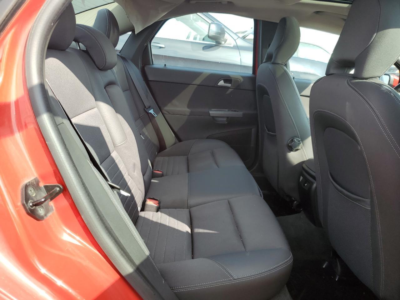 2005 VOLVO S40