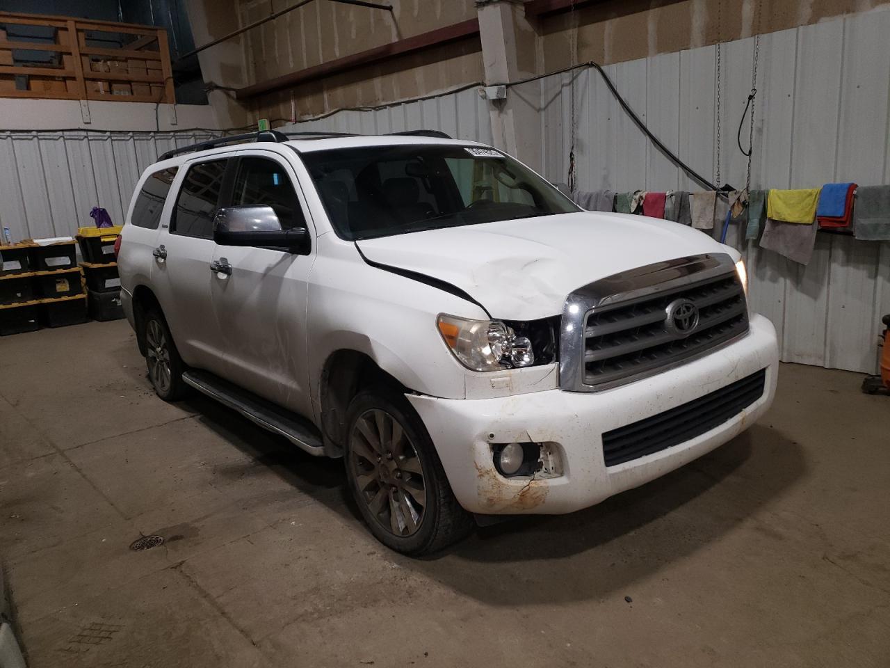 2010 TOYOTA Sequoia