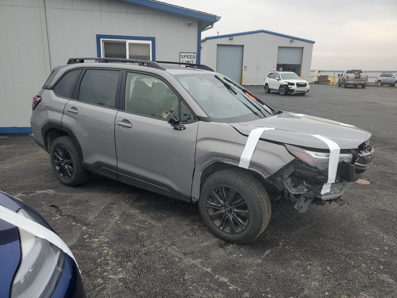 2025 SUBARU FORESTER