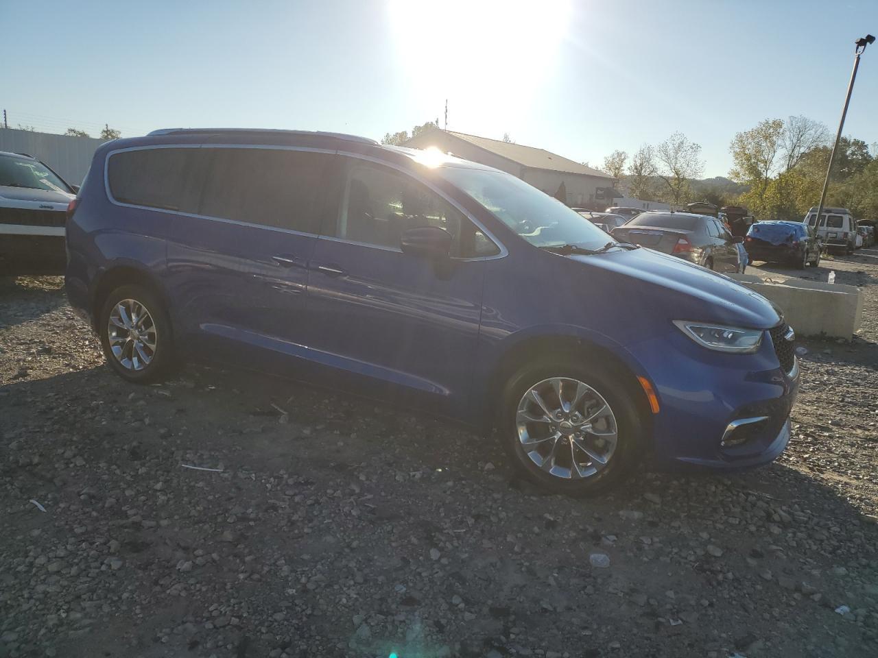 2021 CHRYSLER Pacifica