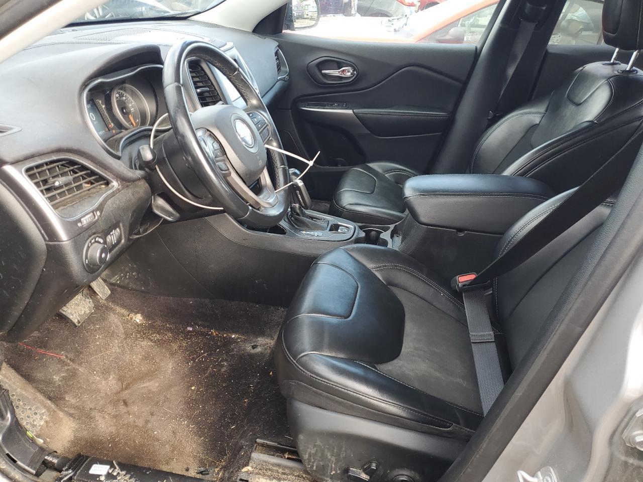 2019 JEEP CHEROKEE