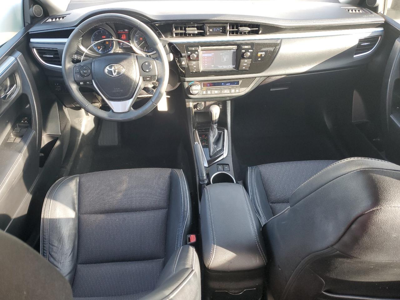 2015 TOYOTA COROLLA