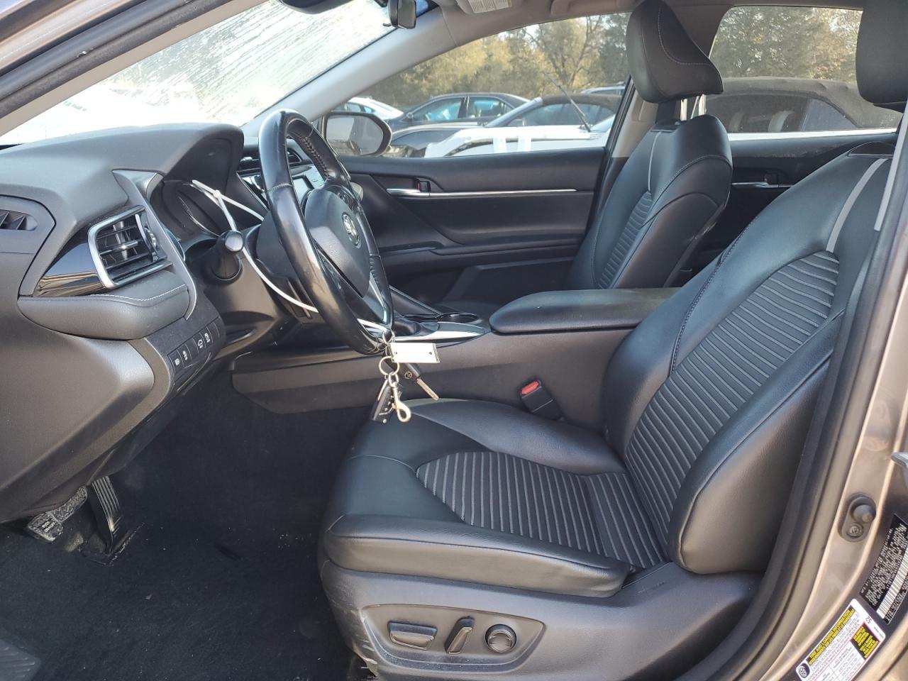 2019 TOYOTA CAMRY
