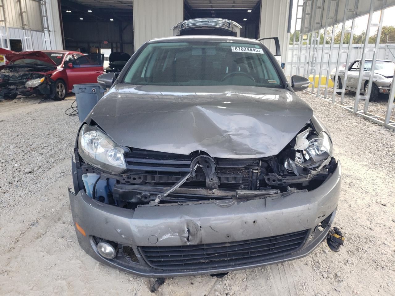 2014 VOLKSWAGEN GOLF