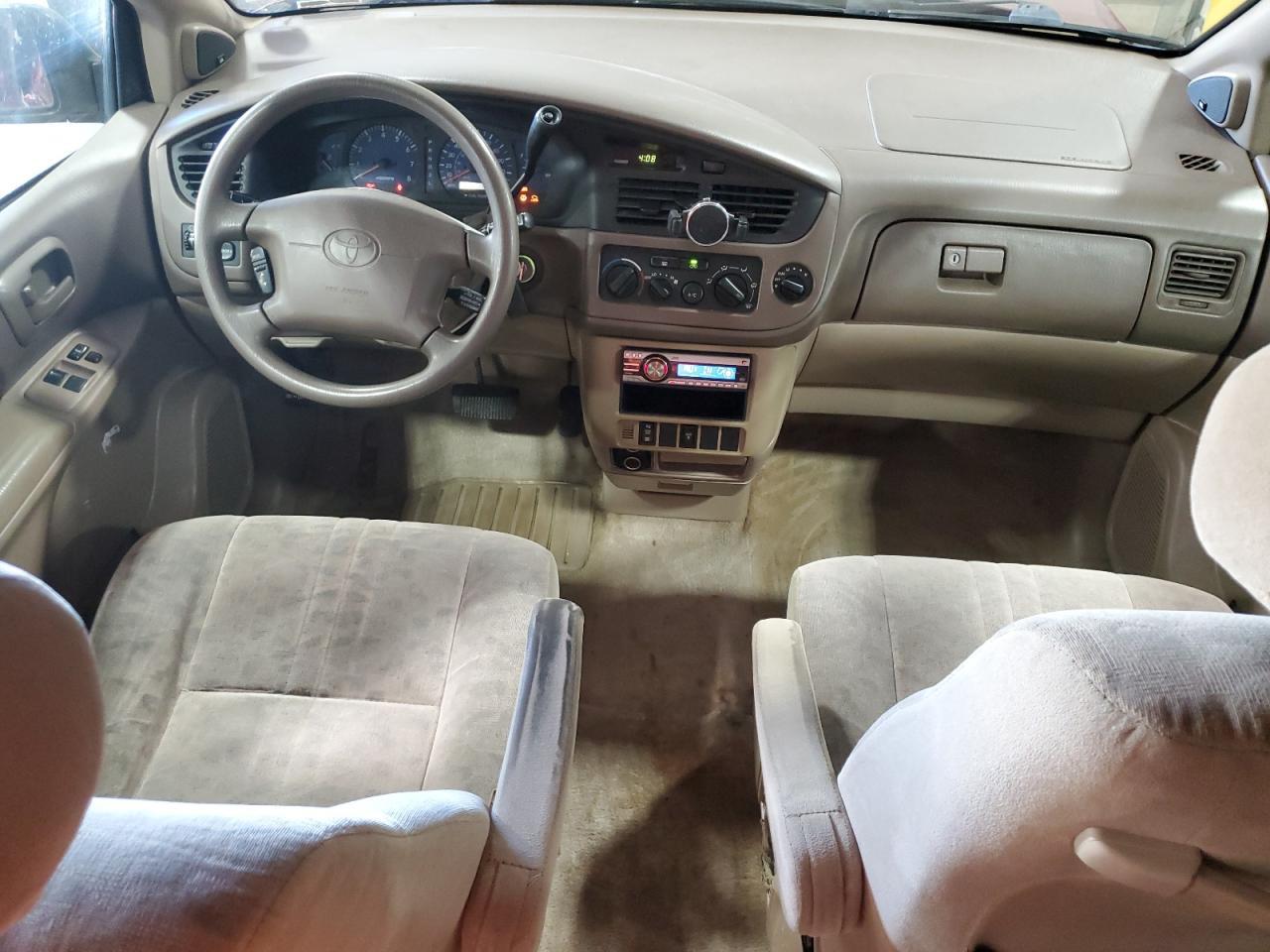 2001 TOYOTA SIENNA