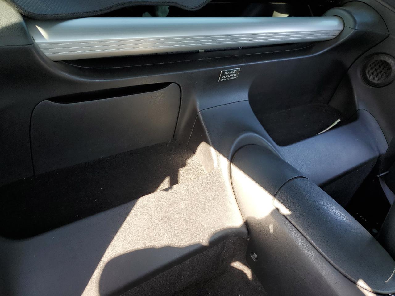 2012 NISSAN 370Z
