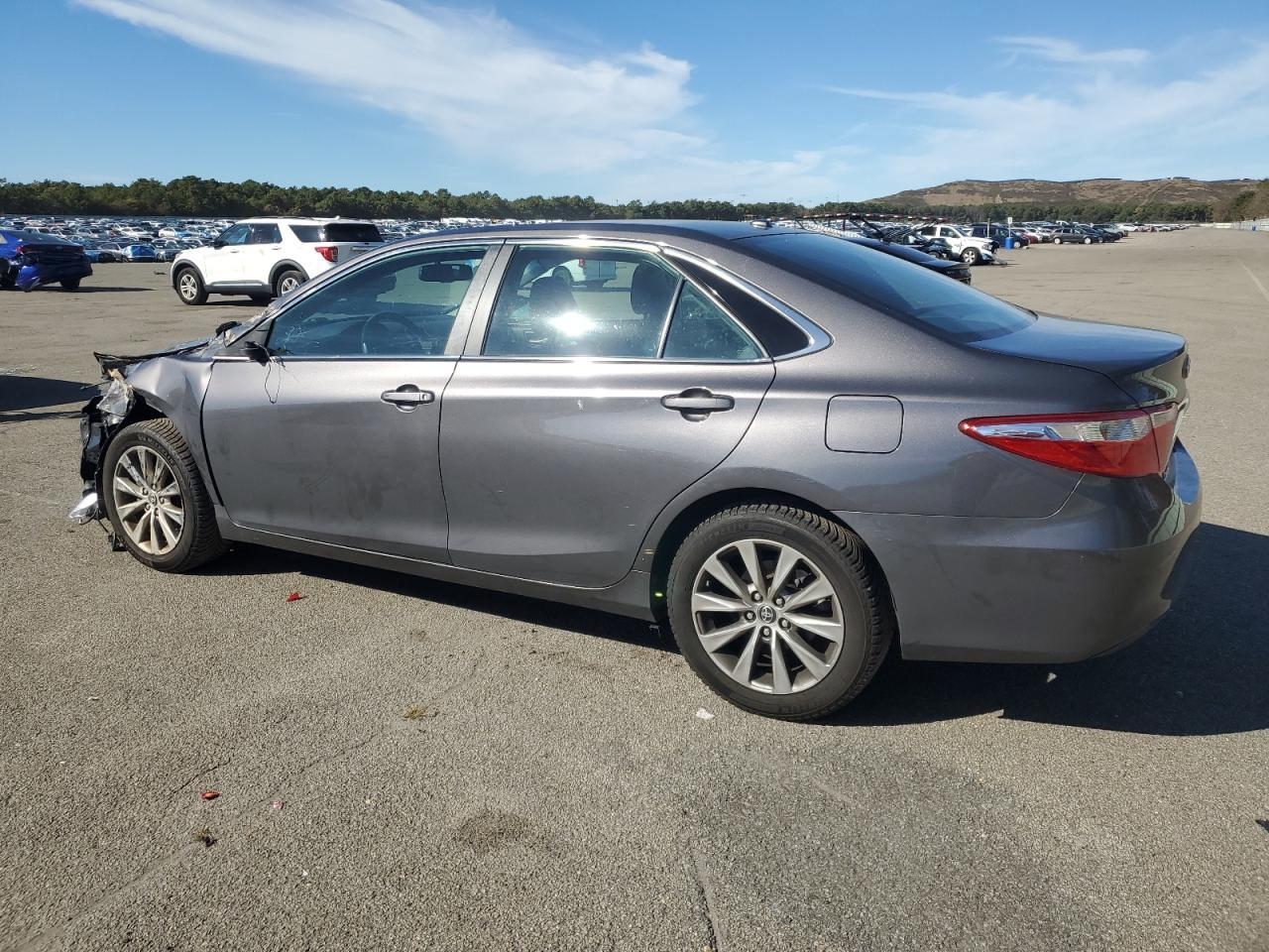 2015 TOYOTA CAMRY