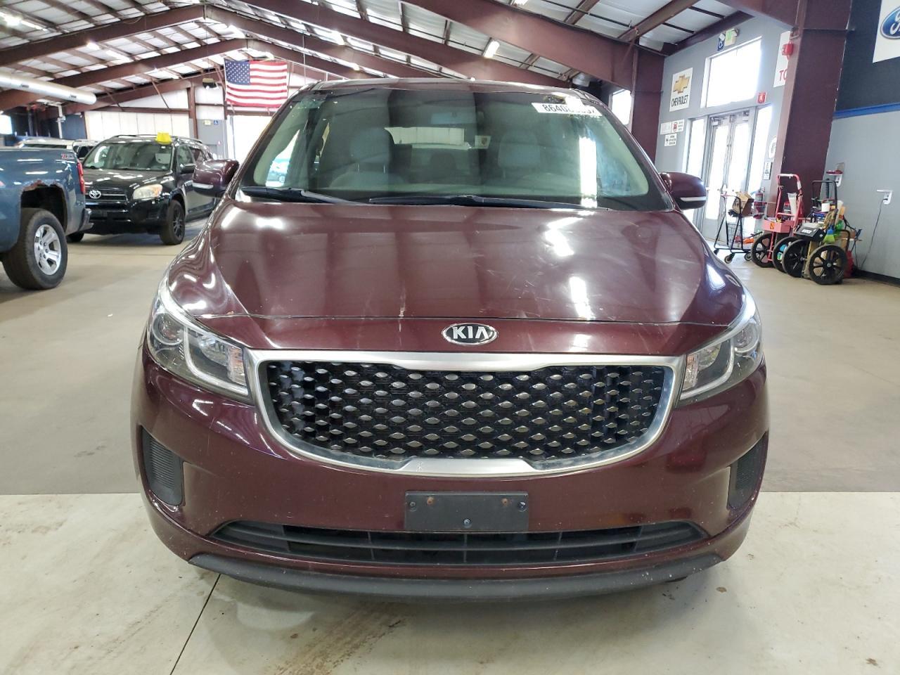2017 KIA SEDONA