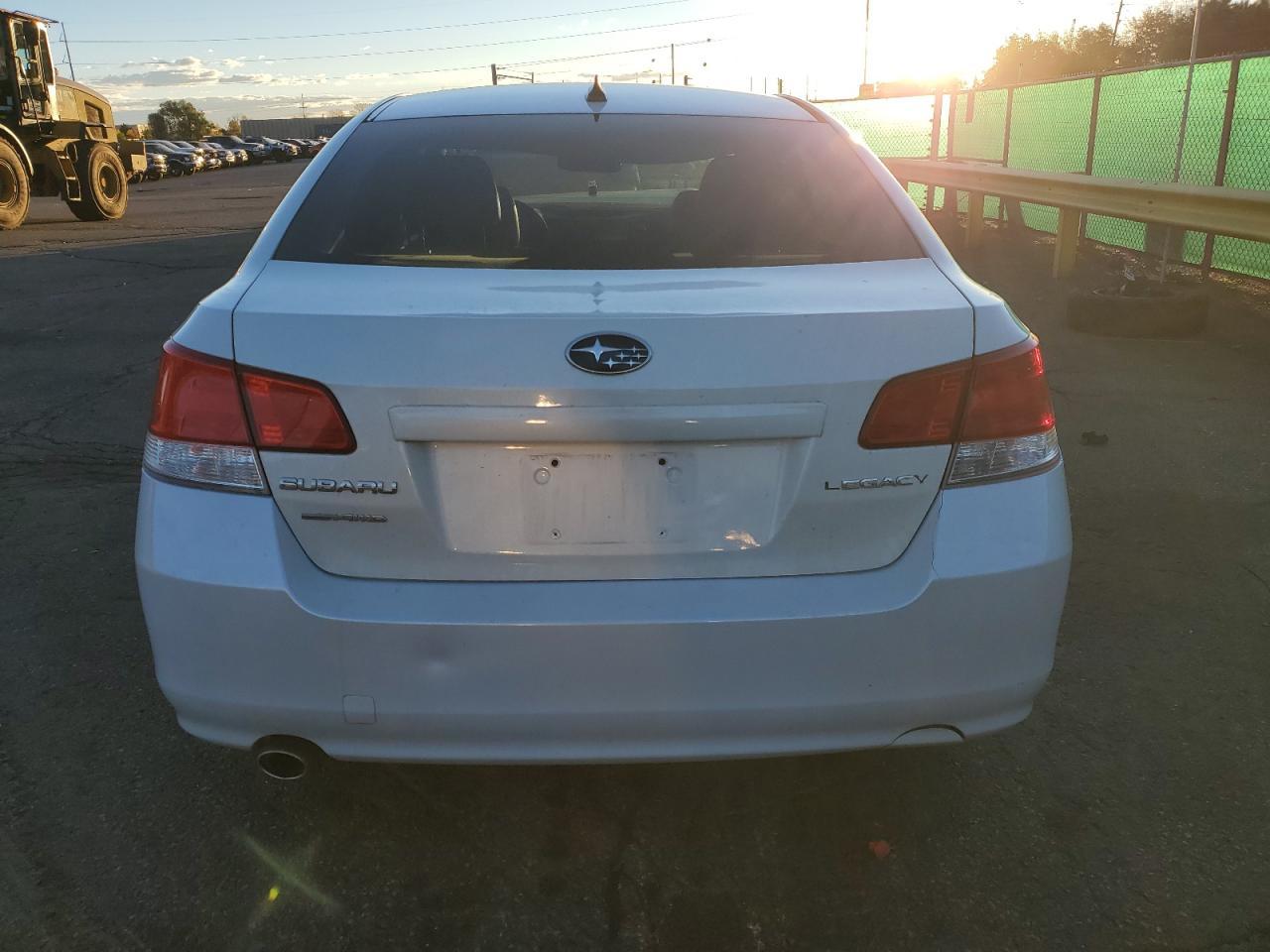 2012 SUBARU Legacy