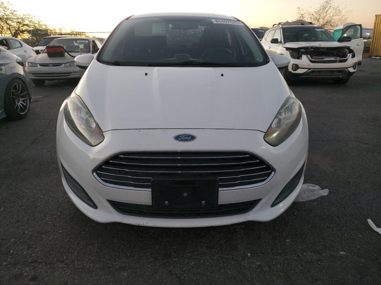 2014 FORD Fiesta