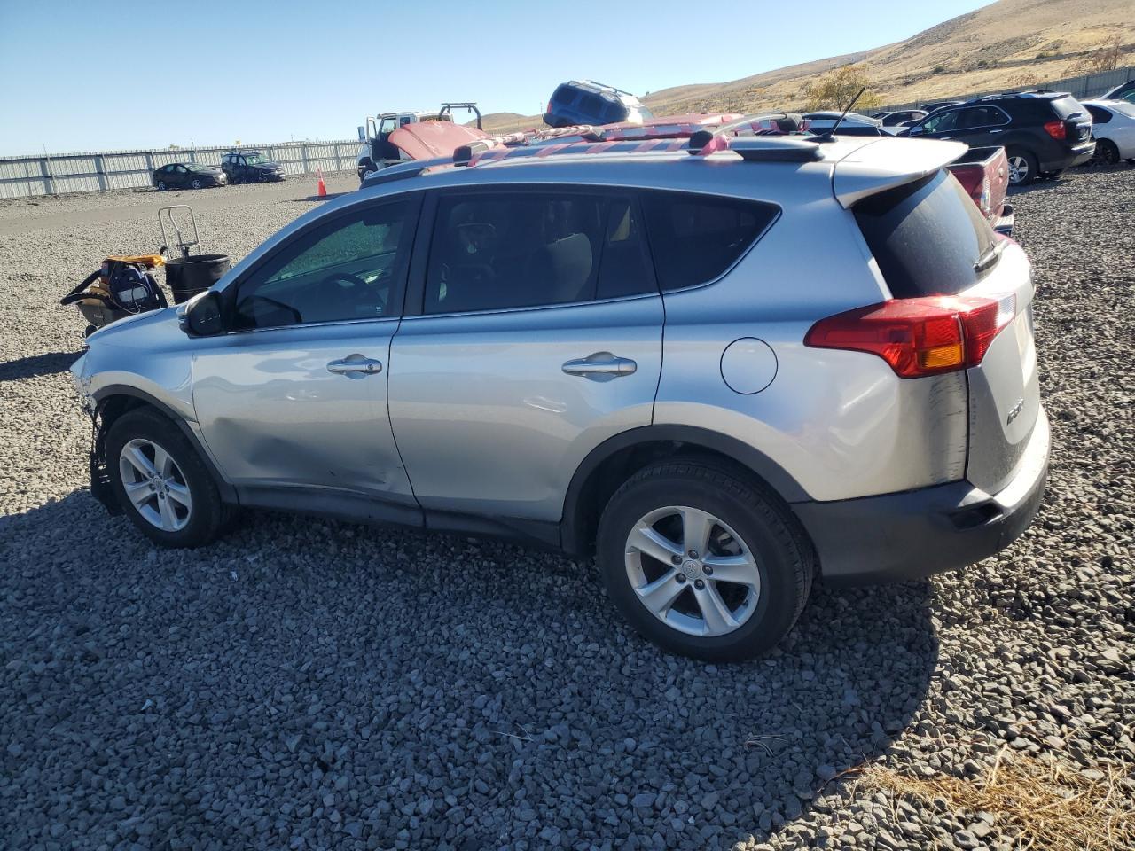 2014 TOYOTA RAV4