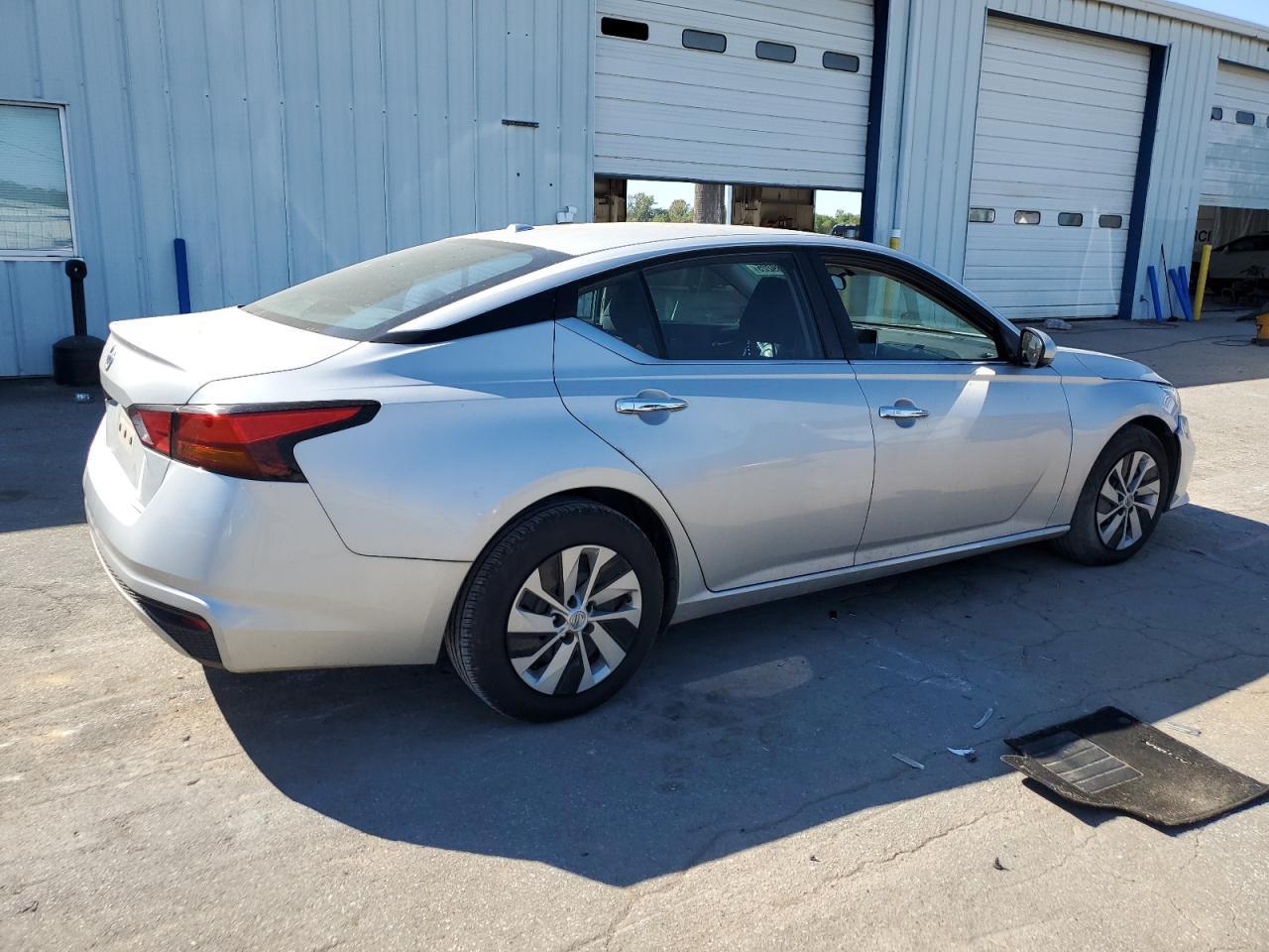 2020 NISSAN ALTIMA