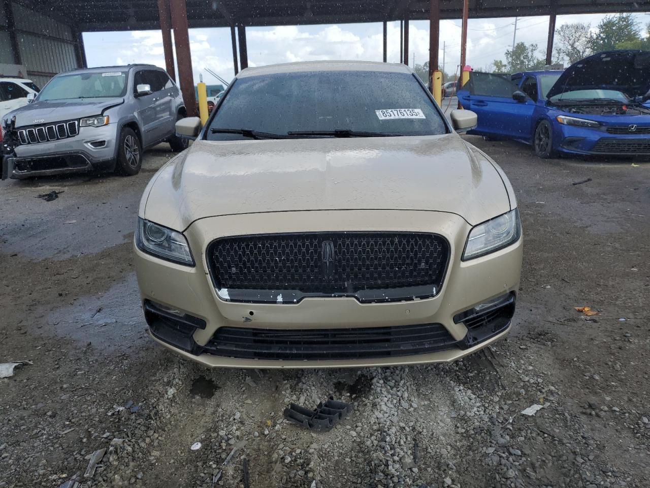 2017 LINCOLN Continental