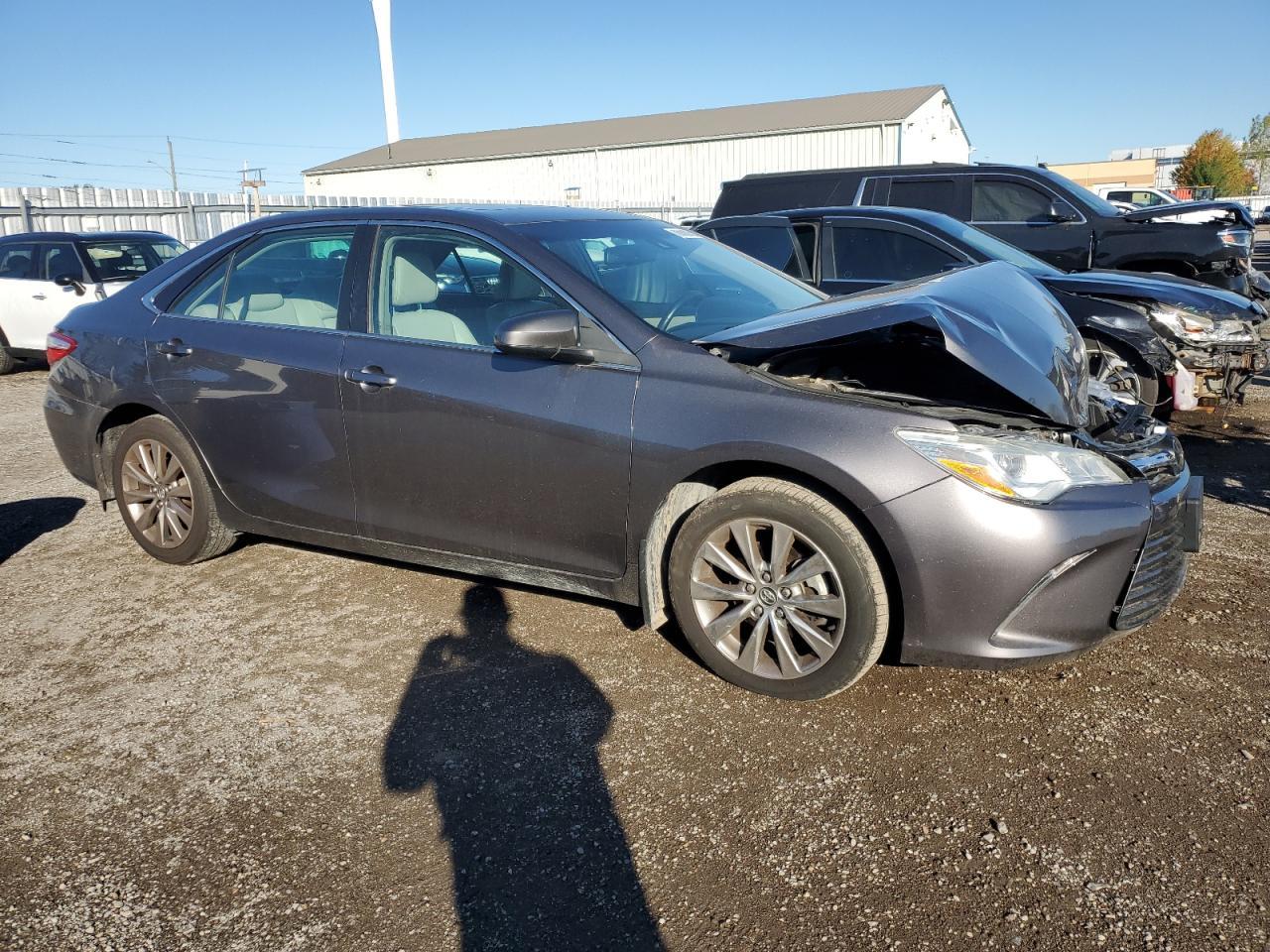2016 TOYOTA CAMRY