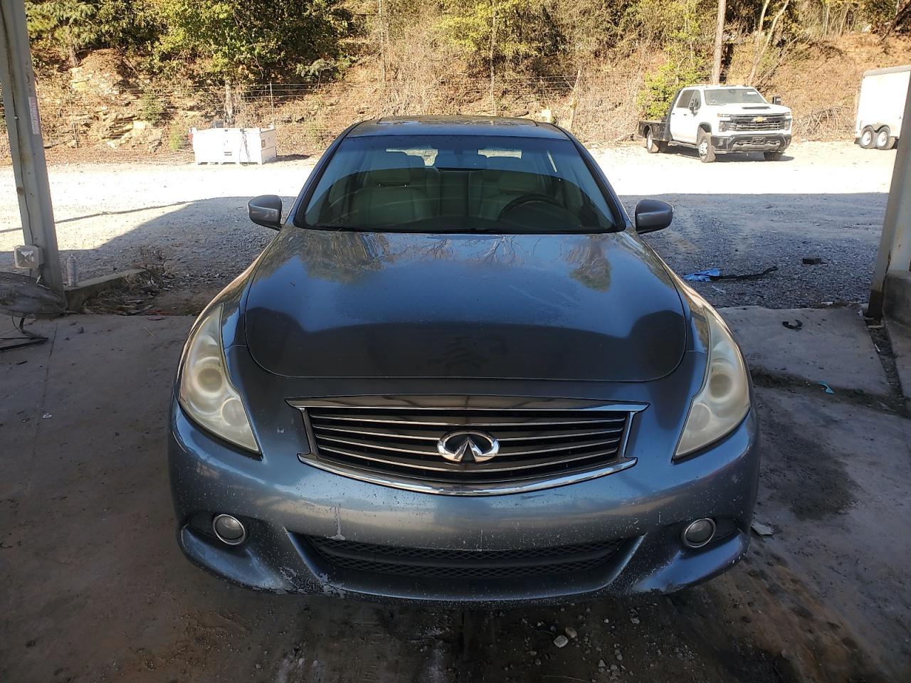 2010 INFINITI G37