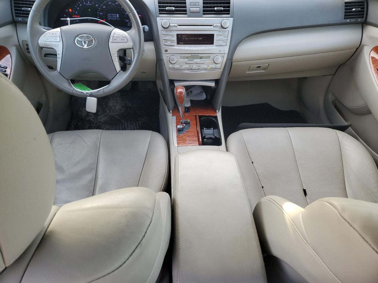 2010 TOYOTA CAMRY