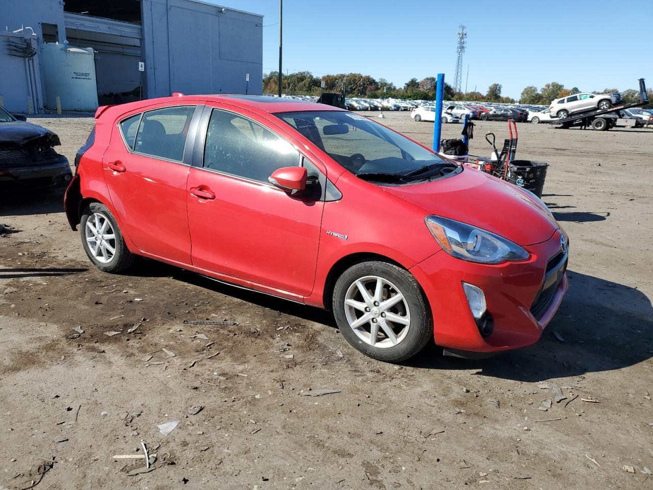 2015 TOYOTA Prius c
