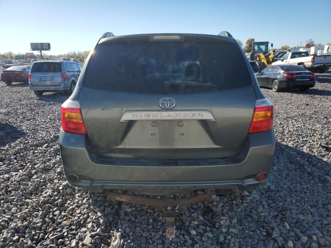 2010 TOYOTA HIGHLANDER