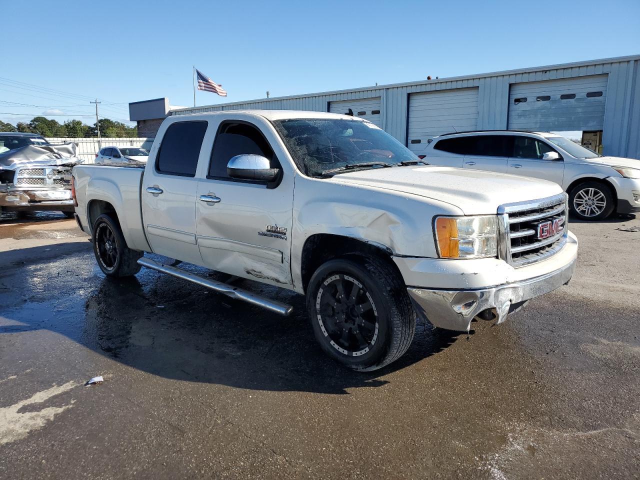 2013 GMC Sierra
