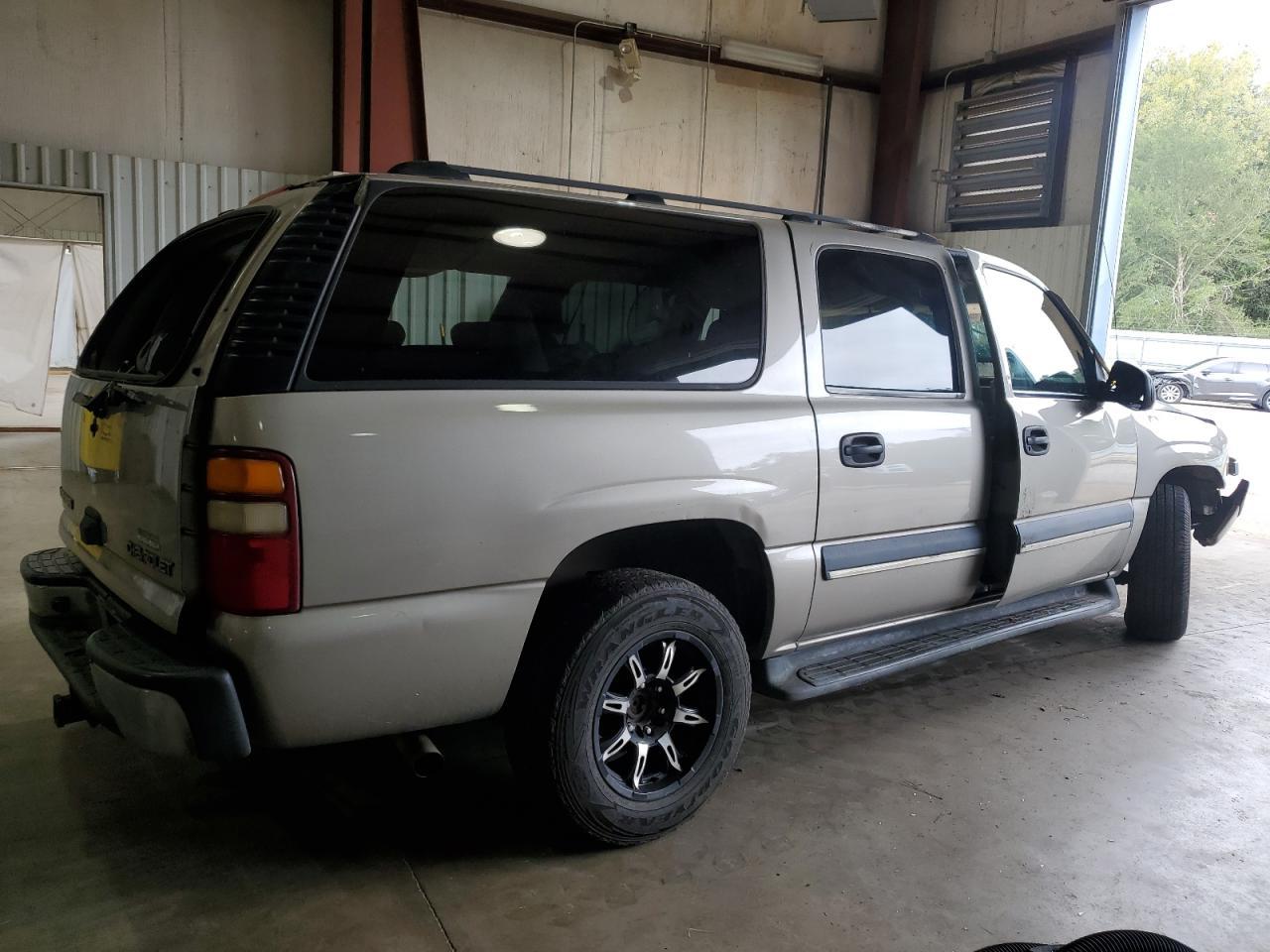 2003 CHEVROLET Suburban