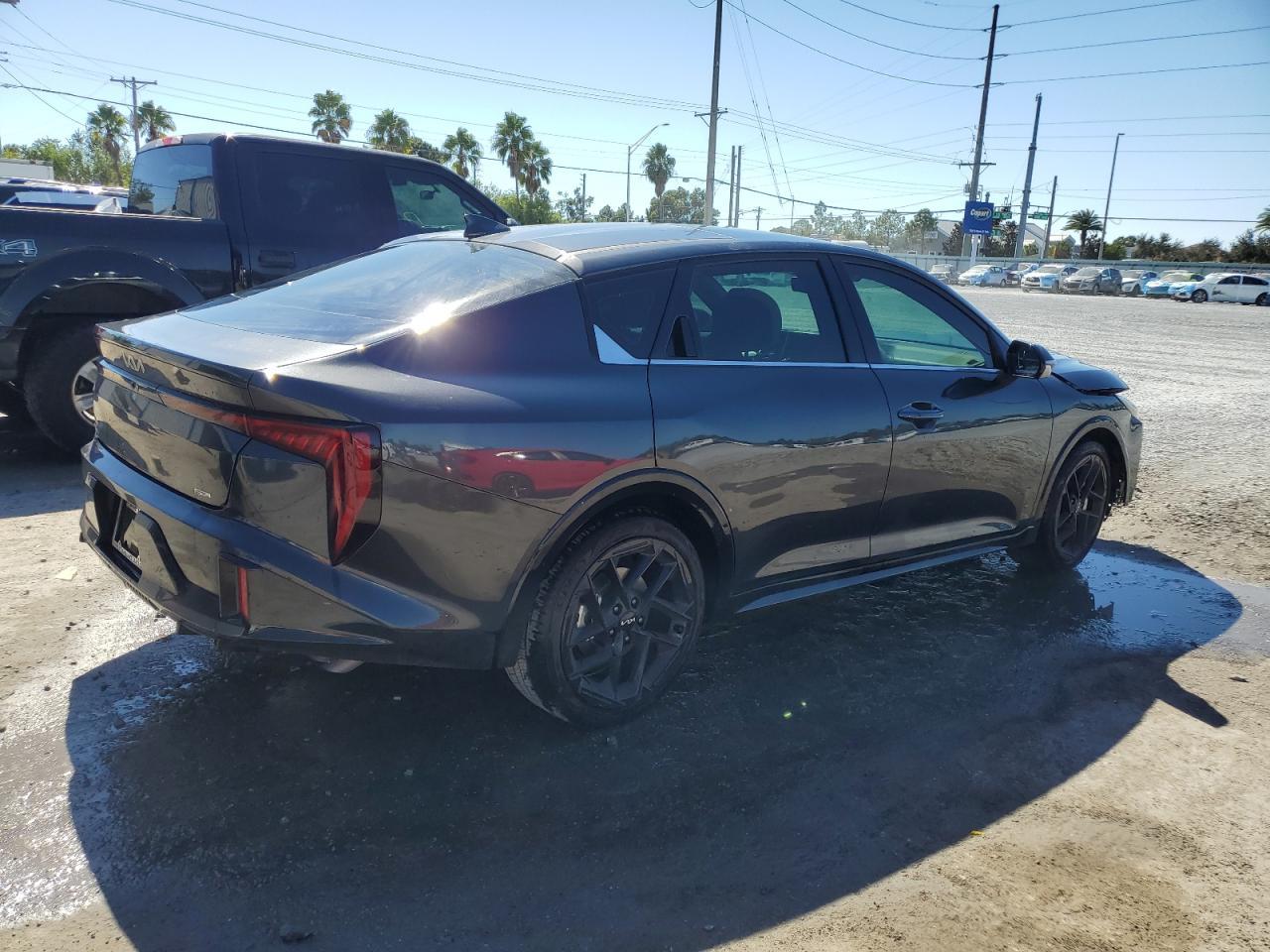 2025 KIA K4