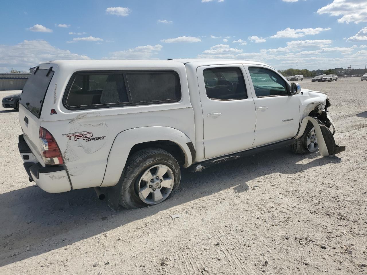 2011 TOYOTA TACOMA