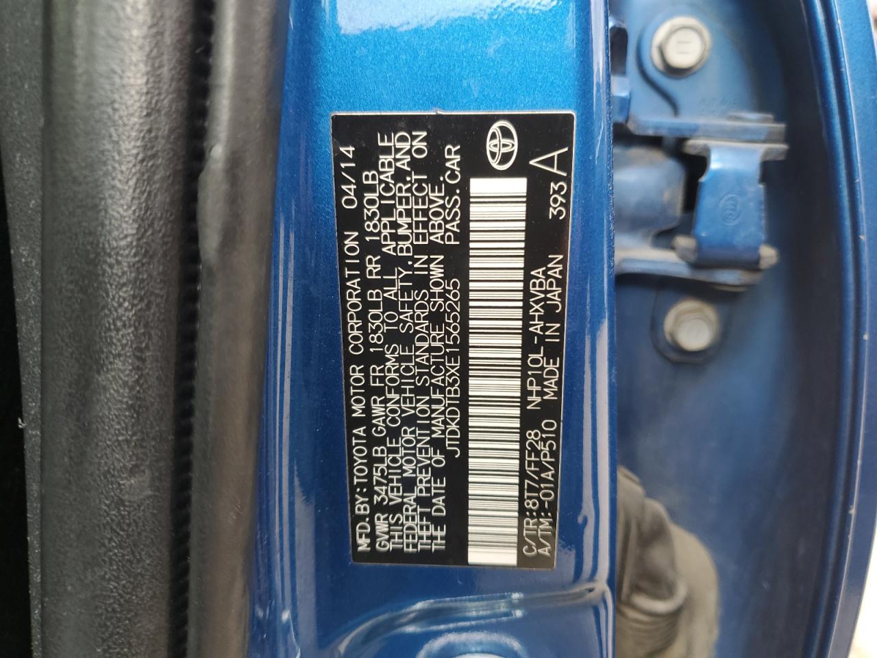 2014 TOYOTA Prius c