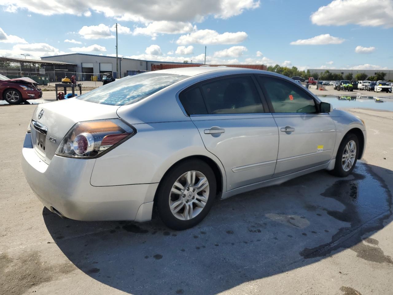2012 NISSAN ALTIMA